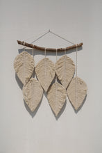 Load image into Gallery viewer, Feather Macrame