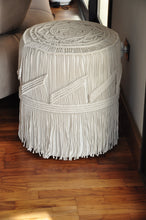 Load image into Gallery viewer, Molly Pouf