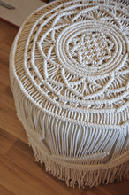 Load image into Gallery viewer, Molly Pouf