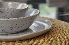 Load image into Gallery viewer, Serving Plates