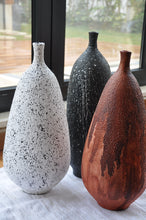 Load image into Gallery viewer, Pottery Vase