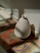 Load image into Gallery viewer, Simon Pottery Vase