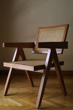 Load image into Gallery viewer, Valerie Chair